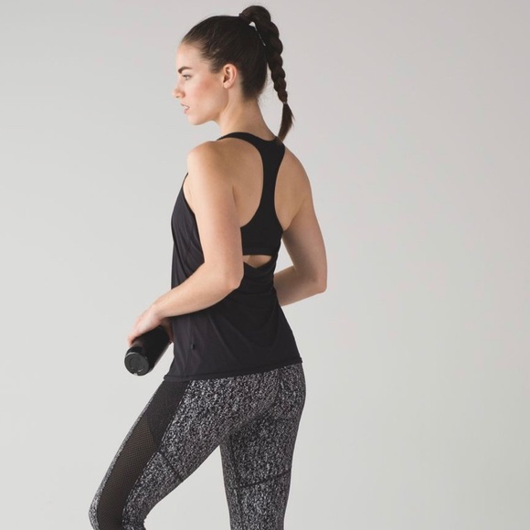 Lululemon BNWT Fit Physique Tank black - Picture 3 of 9